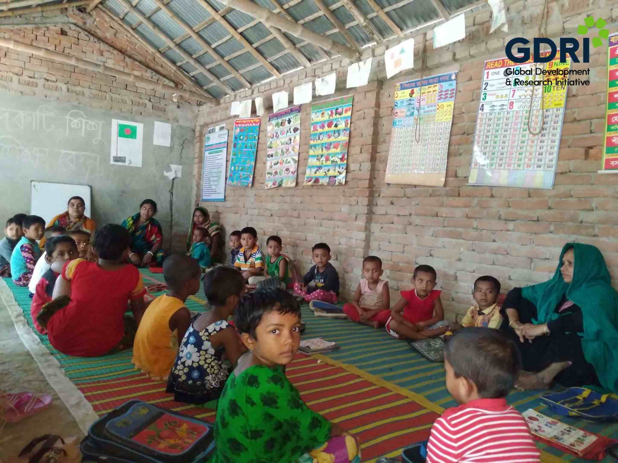 Classroom session under the “Early Childhood Education, Parental Social Networks and Child Development in Rural Bangladesh” project
