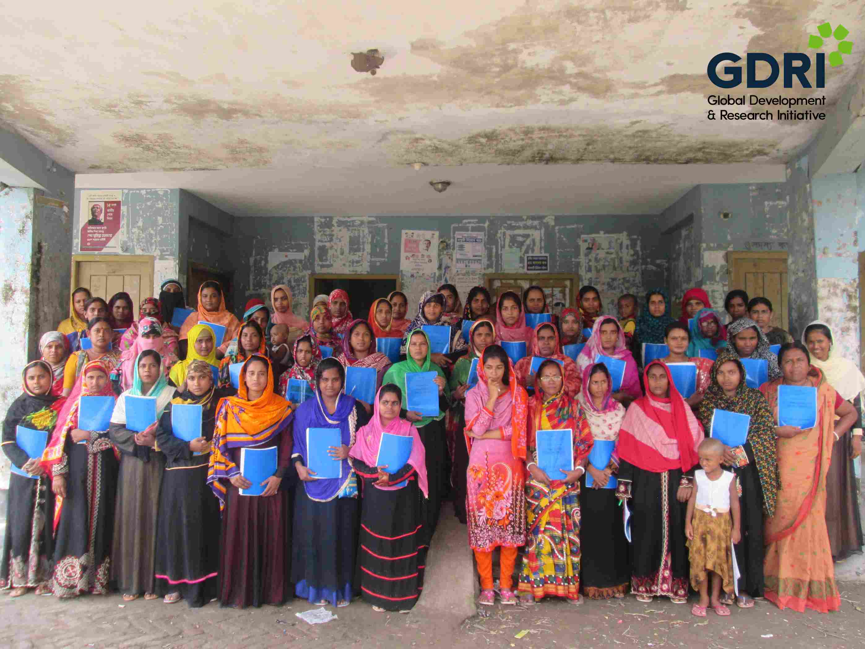 Group photo session after the training