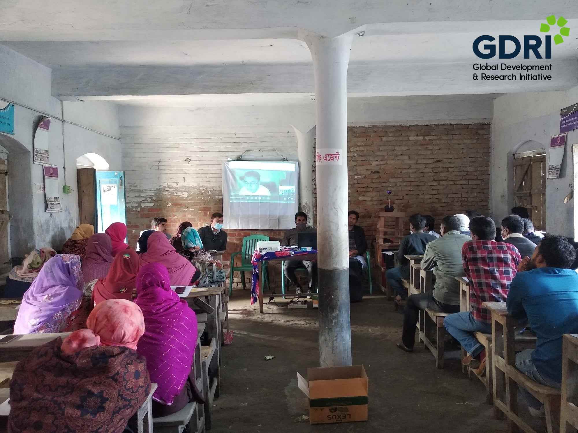 Training session for data collectors under the “Impact of Incentive-Based Strategies on COVID-19 Vaccine Uptake in Bangladesh” project
